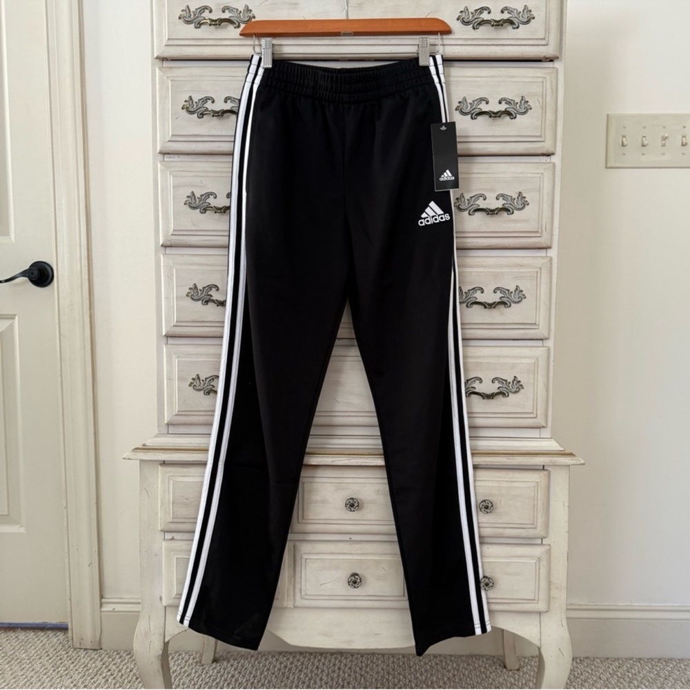 Adidas Boys Black Essential Training Pants - Picture 2 of 5